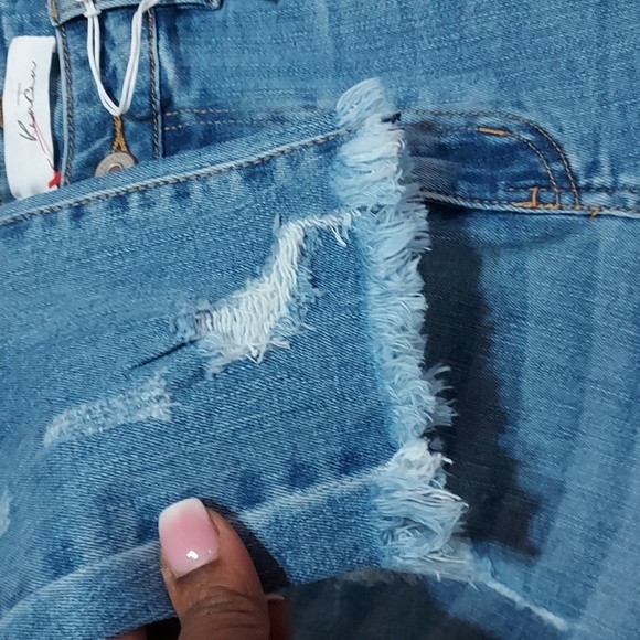 KanCan Mid Rise Ankle Skinny Raw Hem Distressed Jeans - size 11/29 - Picture 6 of 8